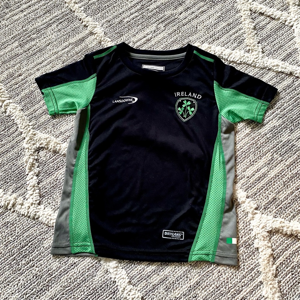 (💛2/$30) NWOT Irish kids sports performance shirt/jersey